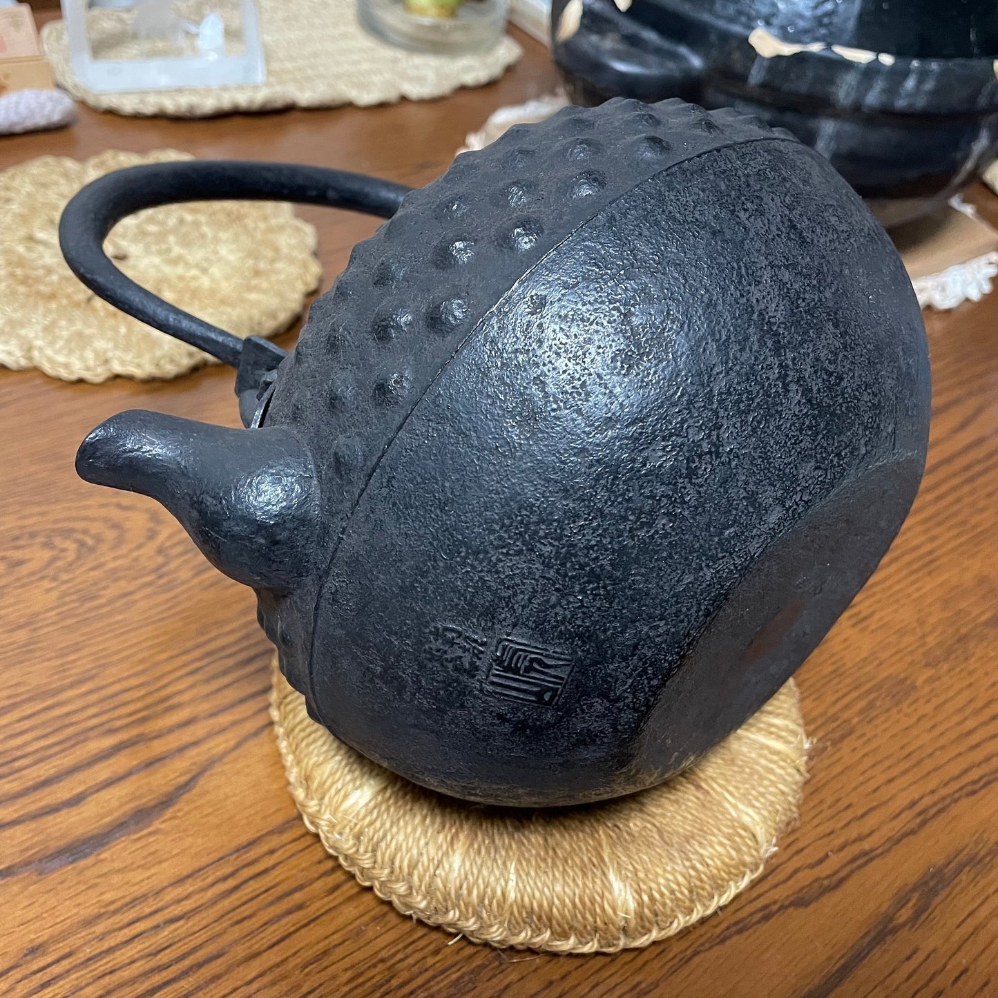 Tetsubin, Nanbu Tetsubin, Japanese tetsubin, Cast iron kettle, Nanbu tekki, Tetsubin teapot, Tetsubin kettle, Cast iron teapot, Japanese Tetsubin, Tetsuhachi Dai-Arare, 1.6L, Free Shipping, Ready for BtoB negotiation