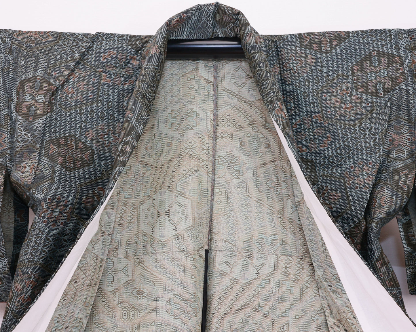 Green Kimono, Nishijin Kimono, Nishijin Japanese Kimono, vintage kimono, vintage kimono for sale, used Kimono, Free shipping