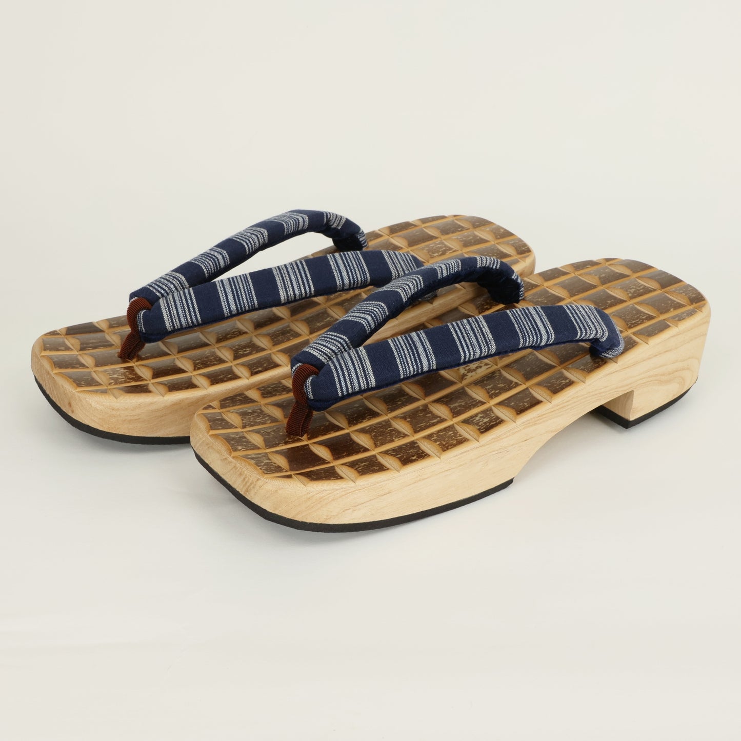 Geta, Japanese Geta Sandals, Japanese Geta, Japanese wooden clogs, Japanese wood sandals, Wooden Japaanese sandals, Ukon geta, Men's Ukon Geta, Free Shipping