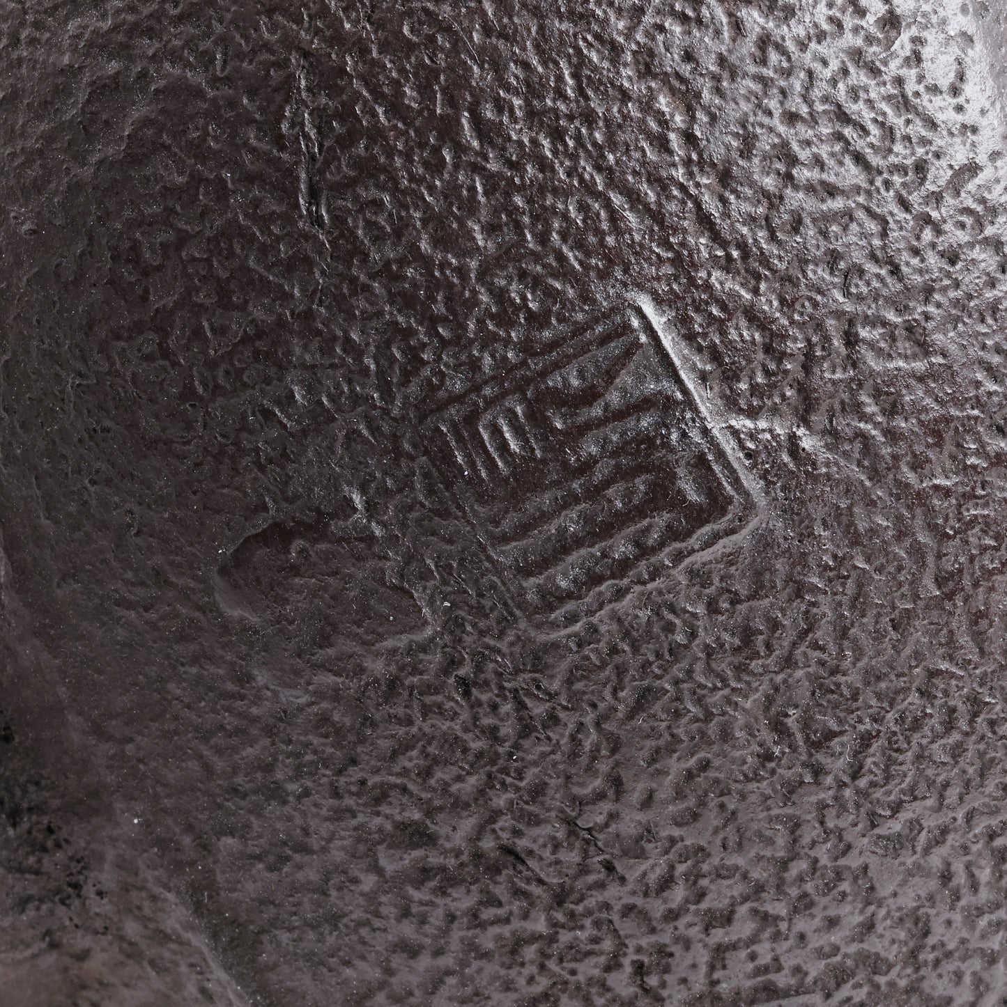 Tetsubin, Cast iron kettle, Japanese tetsubin, Tetsubin teapot, Tetsubin kettle, Cast iron teapot from Japan, Cast iron teapot, Nambutekki, Maru-natsume, 2.2L, Chrysanthemum pattern, Free Shipping