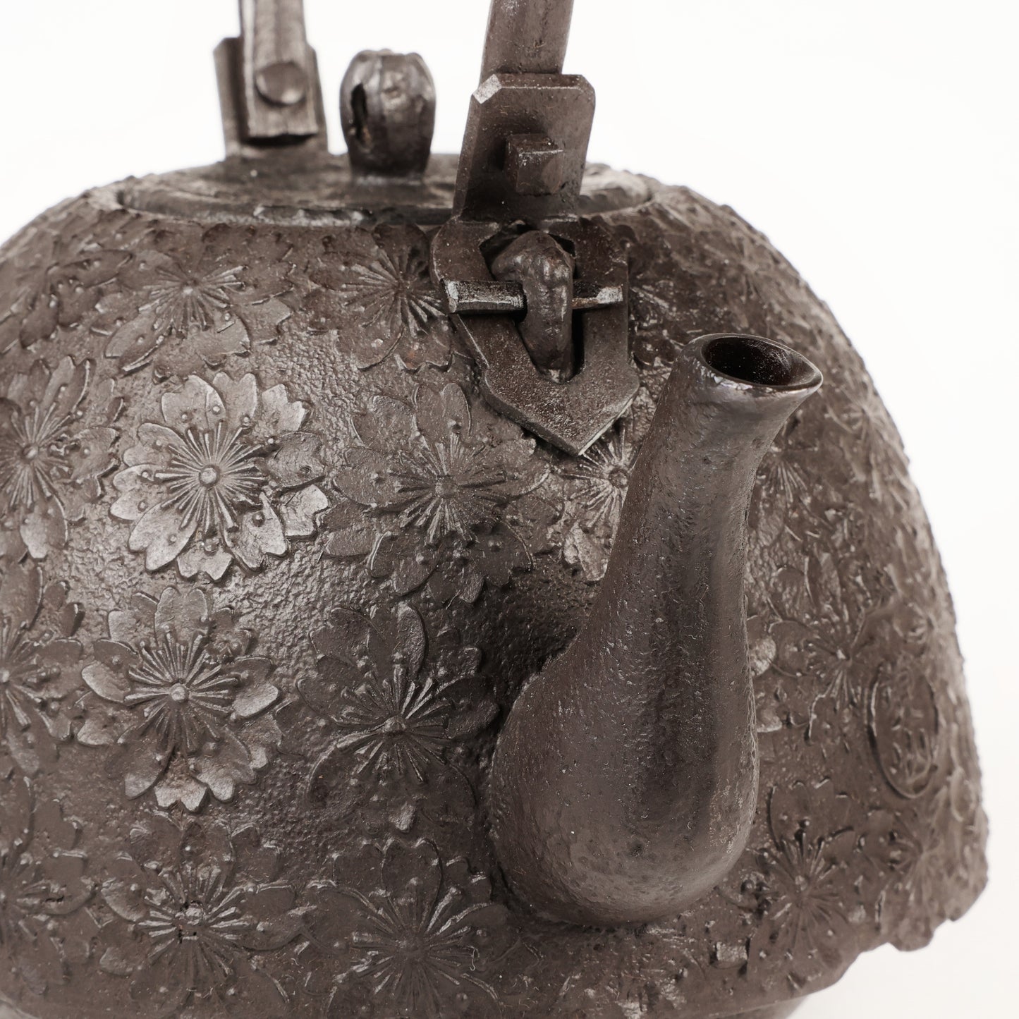 Tetsubin, Tetsubin kettle, Tetsubin cast iron teapot, Cast iron tea kettle, Tetsubin made in Japan, Cast iron kettle, Satetsu, Nanbu, Free Shipping