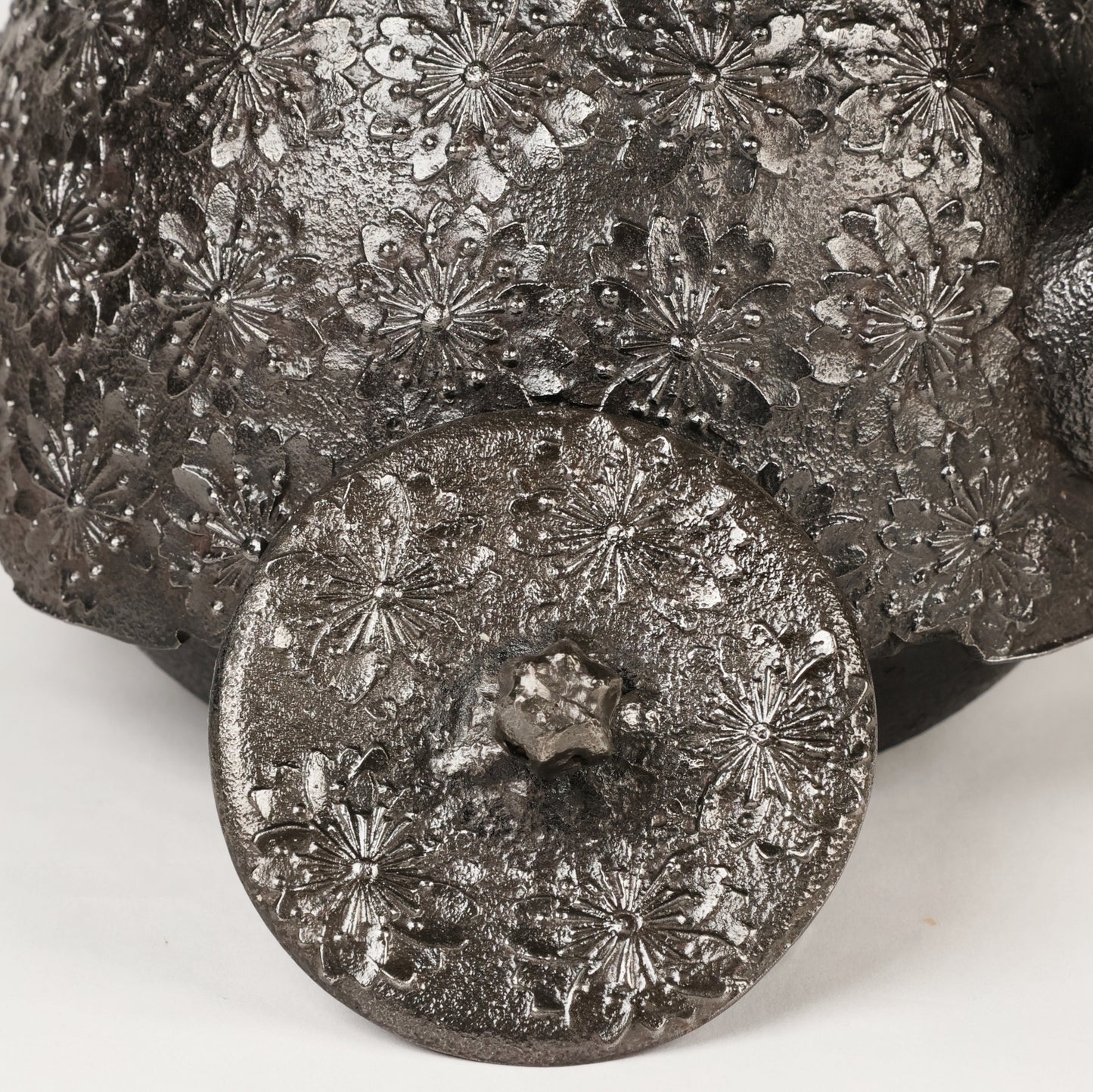 Tetsubin, Tetsubin kettle, Cast iron tea kettle, Japanese iron kettle, Cast iron kettle, Tetsubin iron teapot, Tetsubin iron sand, Satetsu, Iron sand, Free Shipping