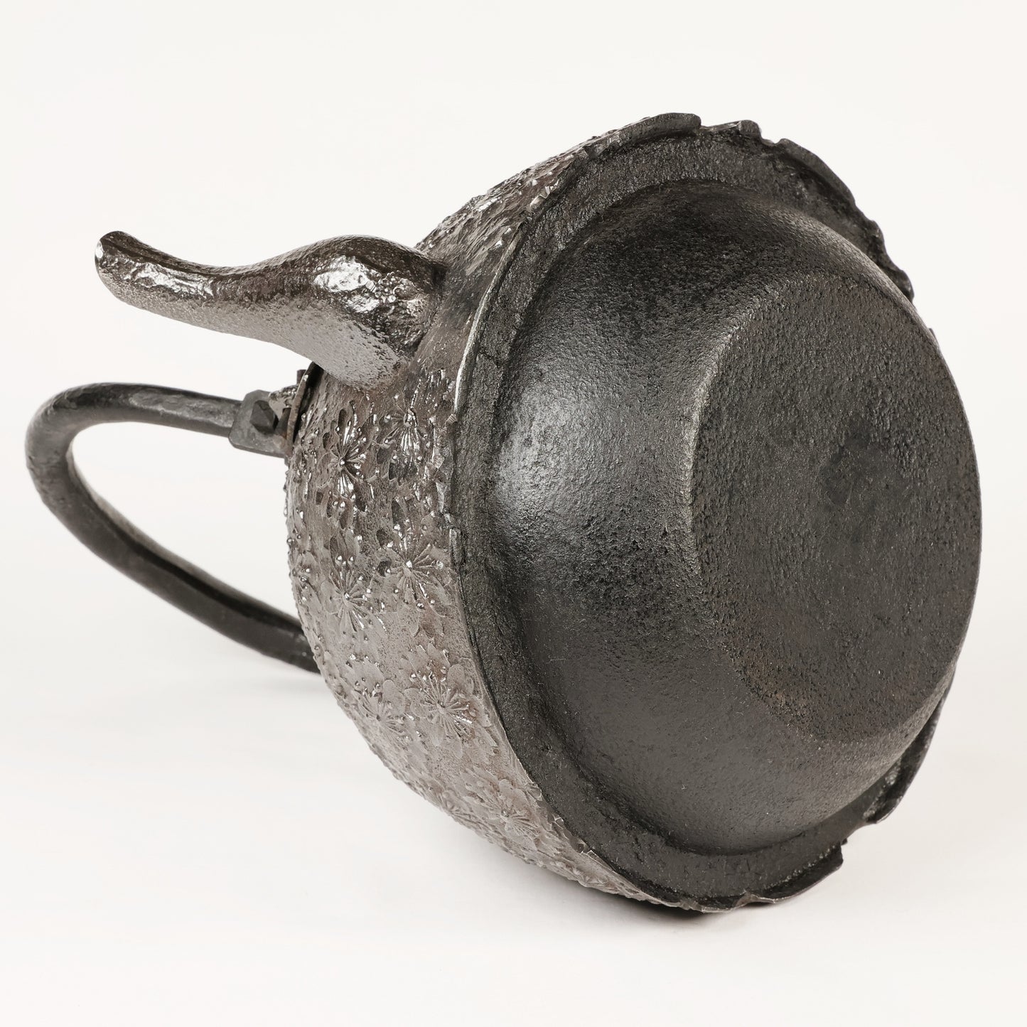 Tetsubin, Tetsubin kettle, Cast iron tea kettle, Japanese iron kettle, Cast iron kettle, Tetsubin iron teapot, Tetsubin iron sand, Satetsu, Iron sand, Free Shipping